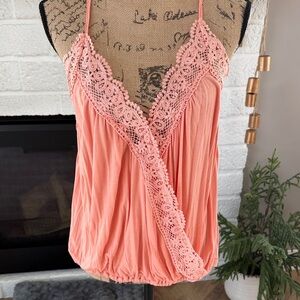 Daytrip Peach Lace Trim Cami